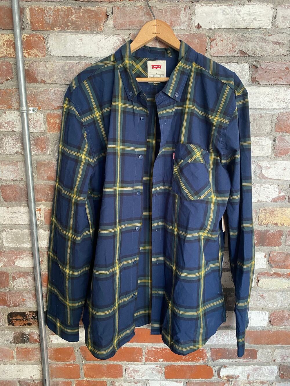 NWT Levi's Men's Austen Plaid Long Sleeve Button Up Shirt Navy Blue Yellow L
